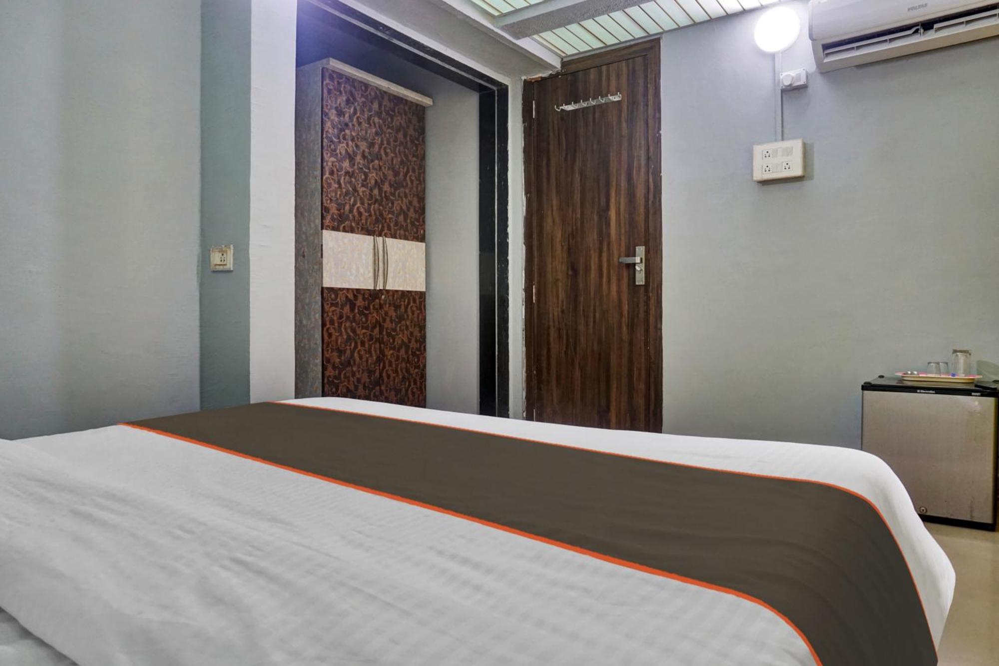 Collection O Baner Executive Stays Pune Exterior photo