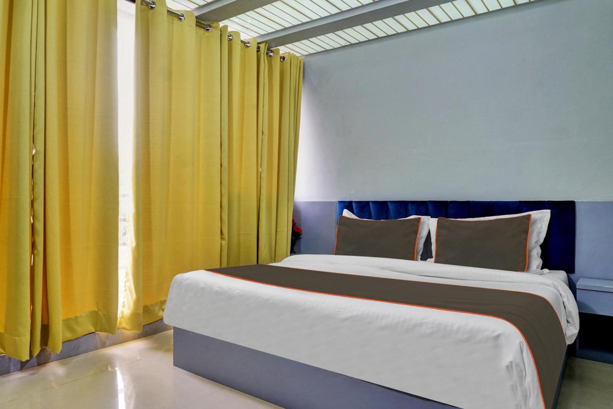 Collection O Baner Executive Stays Pune Exterior photo